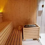 Lejlighed Nowa Letnica With Sauna & Gym & Kids Play In By Renters