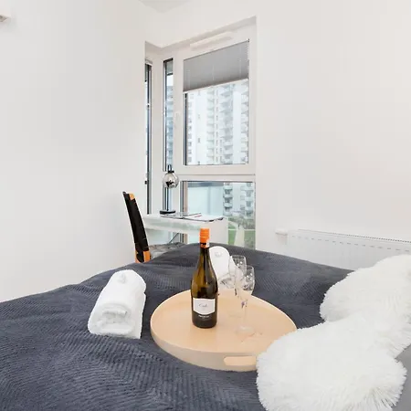 Apartment Nowa Letnica With Sauna & Gym & Kids Play In By Renters *