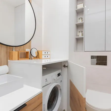 Appartement Nowa Letnica With Sauna & Gym & Kids Play In By Renters Gdańsk